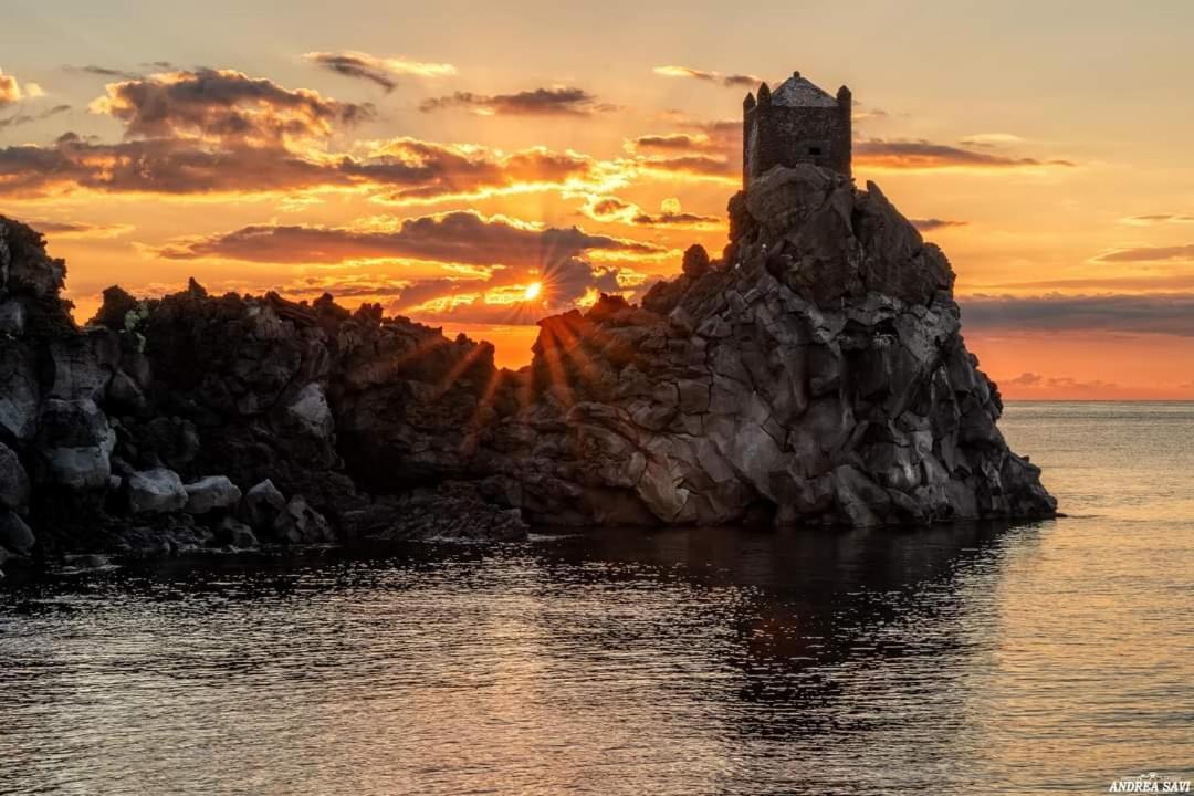 Made In Sicily Santa Tecla Acireale Exterior foto