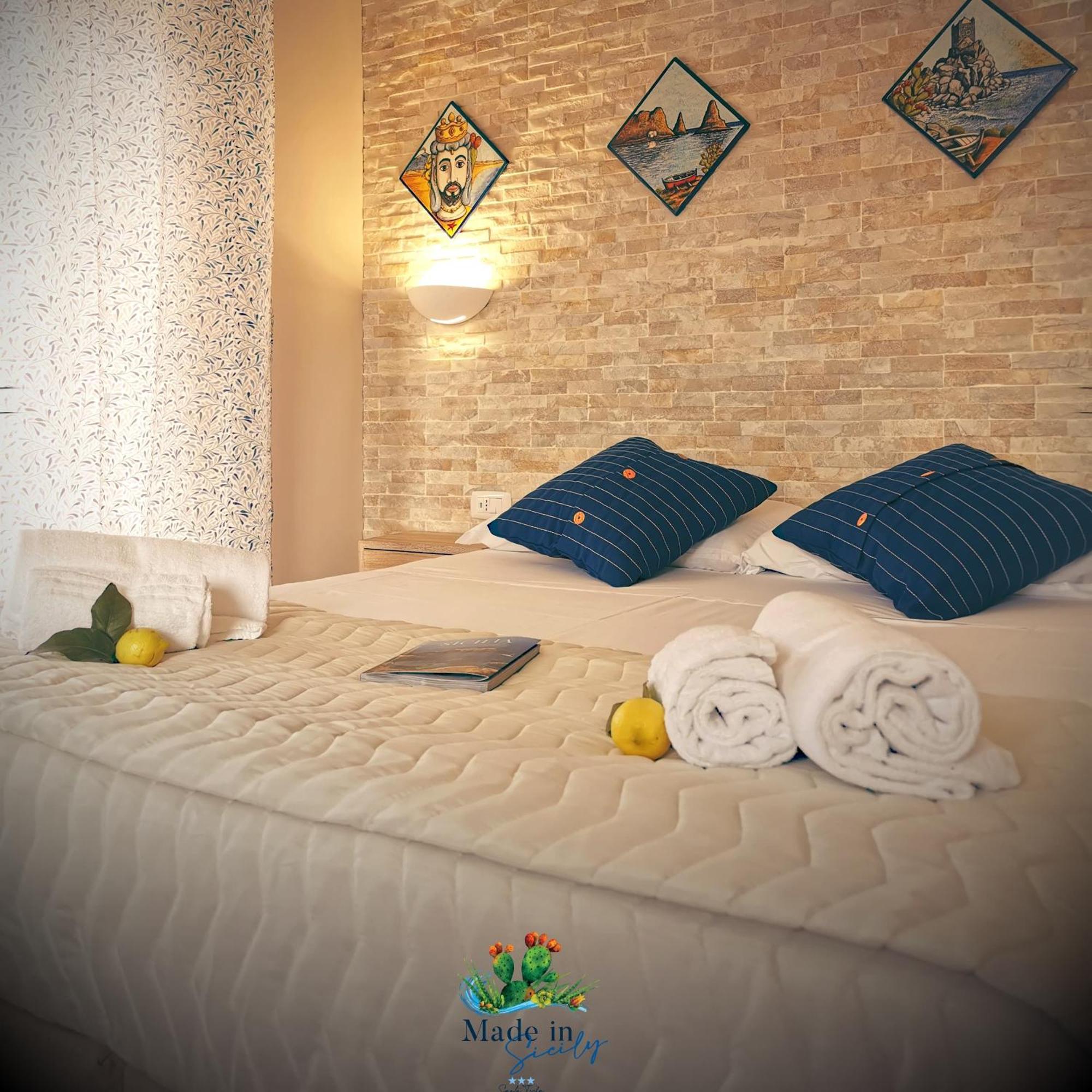 Made In Sicily Santa Tecla Acireale Exterior foto